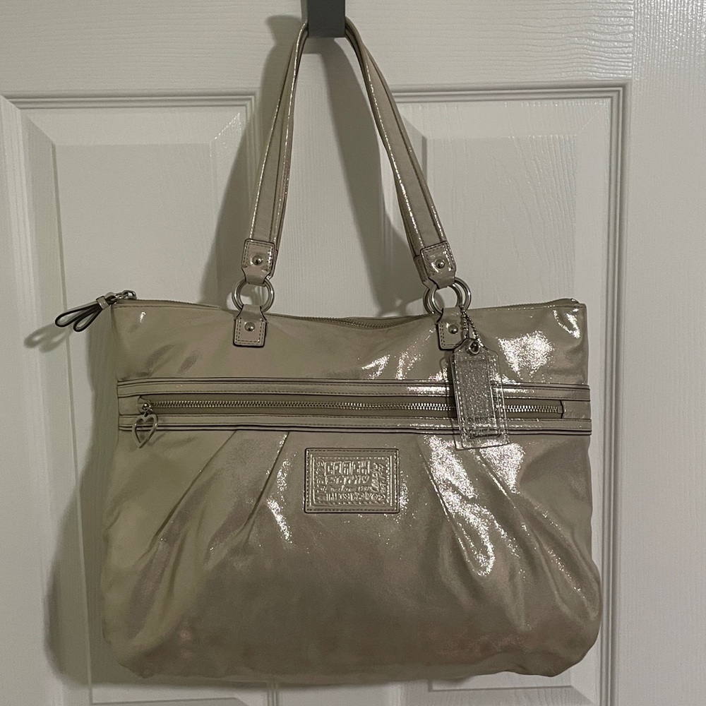 Coach Poppy Metallic Gold Champagne Leather Large Tote Bag Purse #H1281-F20441